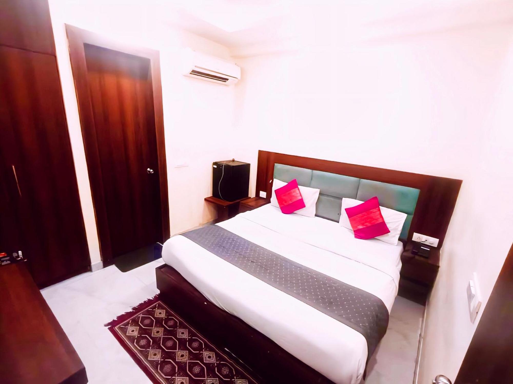 Hotel Shiva International Near By Igi Airport New Delhi Extérieur photo